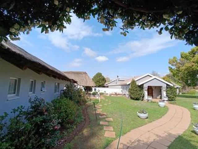 Property for sale in Middelburg, Eastern Cape