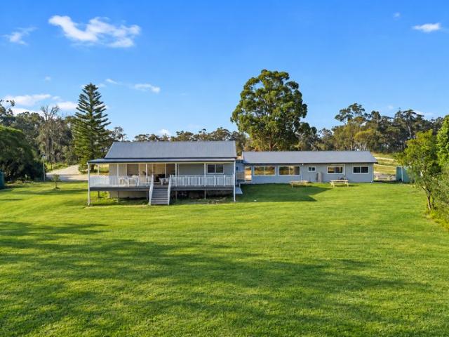 House for sale in Weavers, Sydney