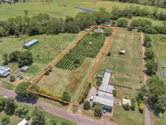 Cottage for sale in Toombul, Queensland
