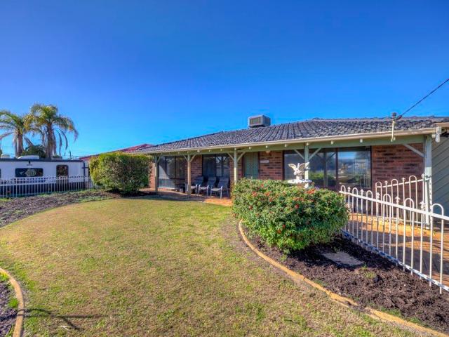House for sale in High Wycombe, Western Australia