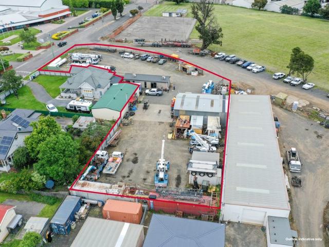 Warehouse for rent in Launceston, Tasmania