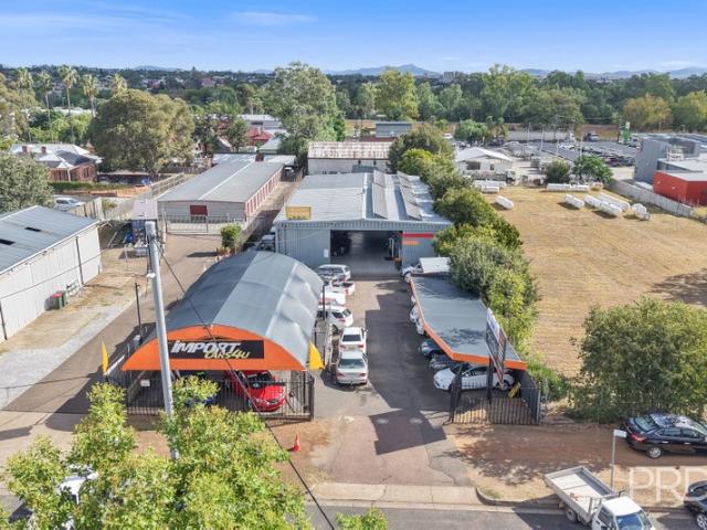 Retail for sale in Piallamore, New South Wales