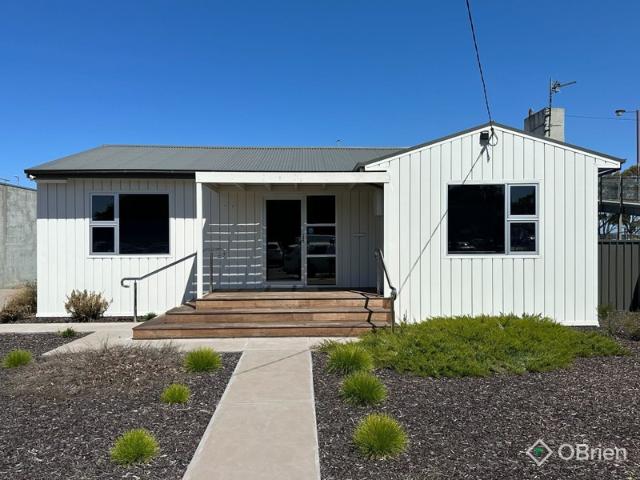 Office for sale in Bairnsdale, Victoria