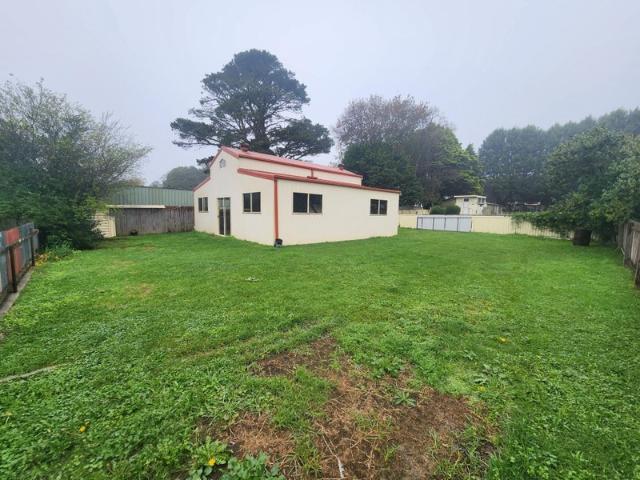 Warehouse for rent in Robertson, New South Wales