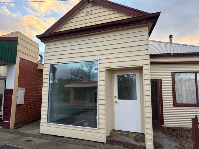 Office for rent in Camerons Creek, Victoria
