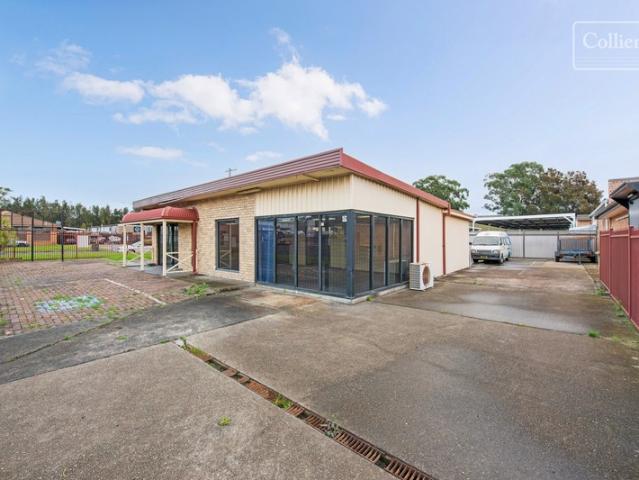 Warehouse for rent in Oak Flats Dc, New South Wales