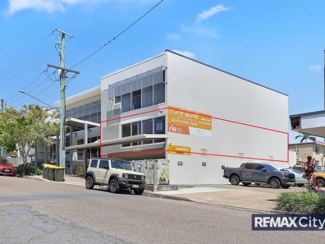 Office for rent in Toombul, Queensland