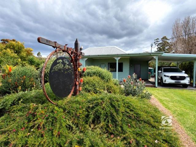 House for sale in Fernbank, Victoria