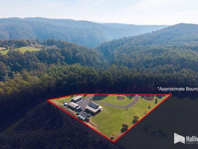Cottage for sale in Wilmot, Tasmania
