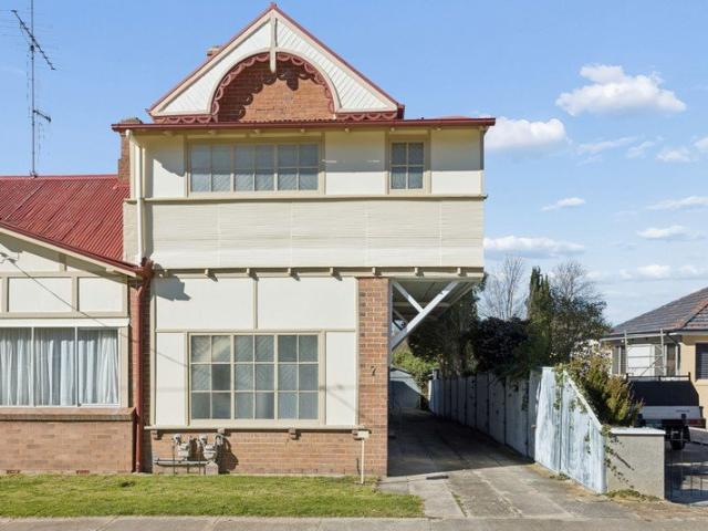 House for sale in Brisbane Grove, New South Wales