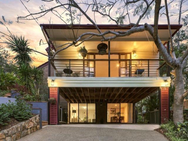 House for sale in Chapel Hill, Greater Brisbane