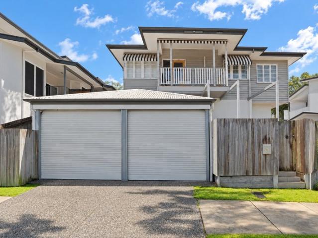 House for sale in Camp Hill, Greater Brisbane
