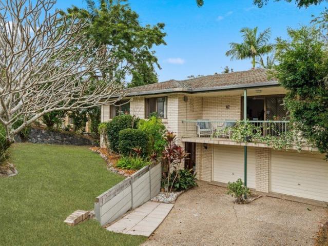 House for sale in Chapel Hill, Greater Brisbane