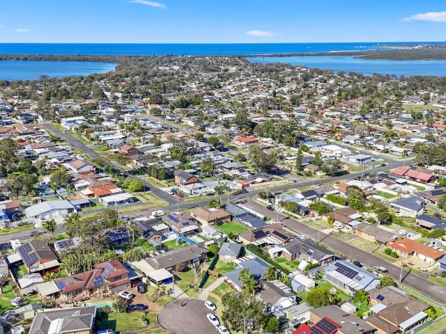 House for sale in Halekulani, New South Wales