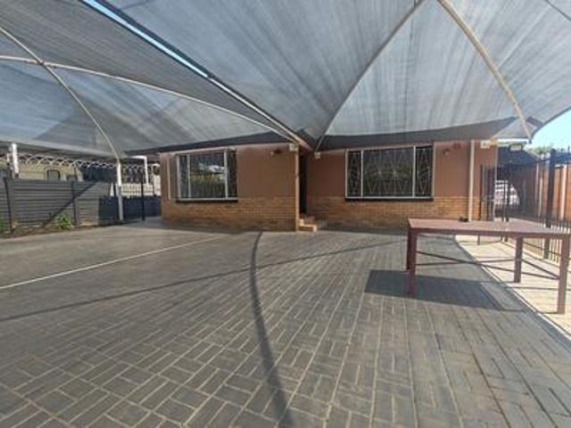 House for sale in Waterkloof, Gauteng
