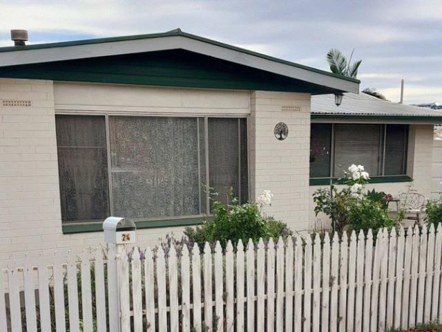 House for sale in Riverglades, South Australia
