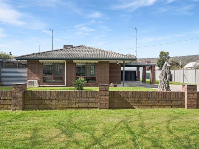 House for sale in Heathcote, City of Greater Bendigo
