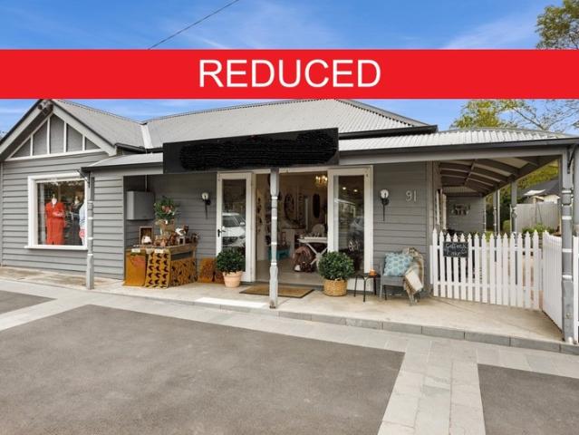 Retail for sale in Heathcote, Victoria
