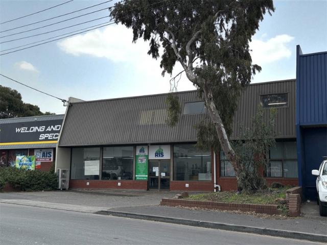 Warehouse for rent in Glenorchy