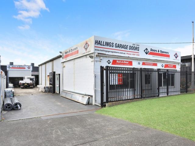 Warehouse for sale in Warilla, Shellharbour City Council