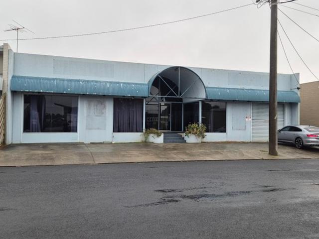 Retail for rent in Morwell, Victoria