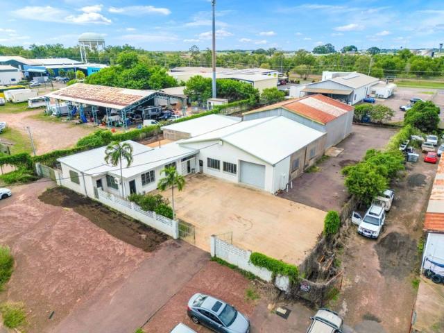 Warehouse for sale in Winnellie