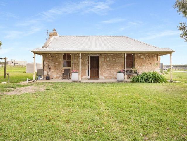 Cottage for sale in Robe, South Australia