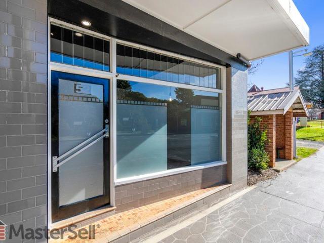 Cottage for sale in Batlow, New South Wales