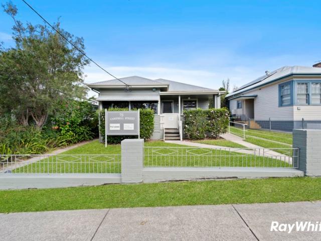 Retail for rent in Kiora, New South Wales