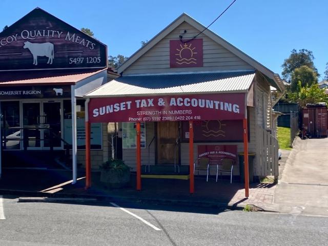 Cottage for sale in Kilcoy, Queensland
