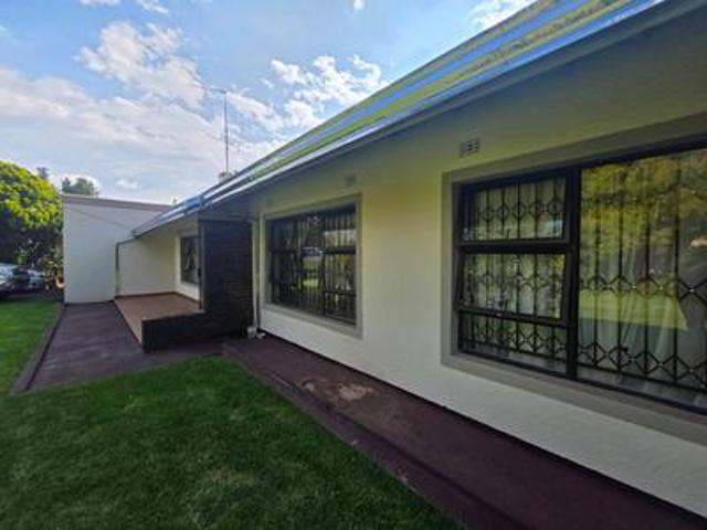 House for sale in Mohlakeng, Gauteng