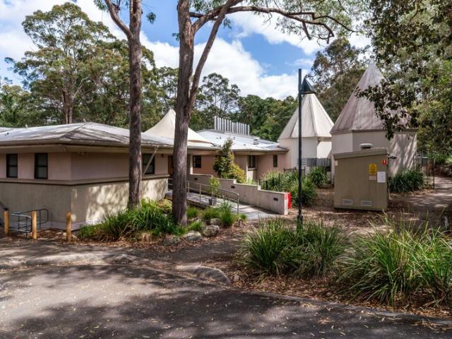 Office for sale in Toombul, Queensland
