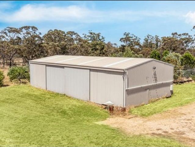 Warehouse for rent in Coonooer Bridge, Victoria