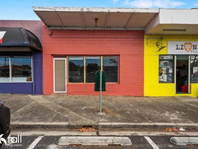 Showroom for rent in Goodwood
