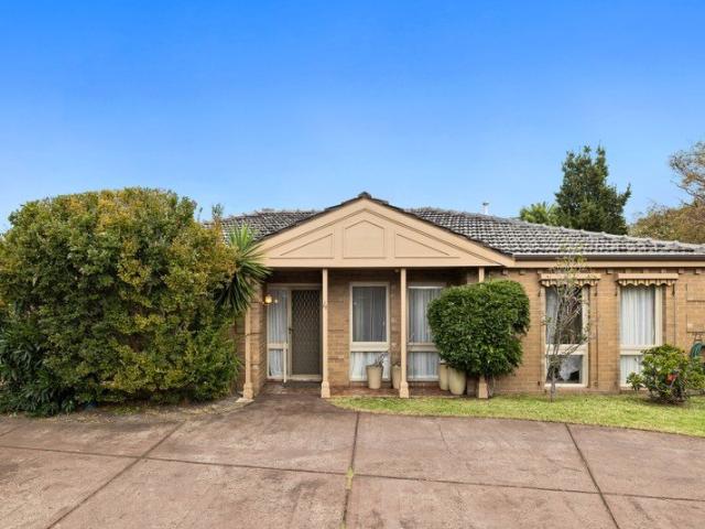 Townhouse for sale in Camerons Creek, Victoria