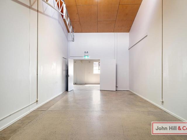 Warehouse for rent in Sydney, New South Wales
