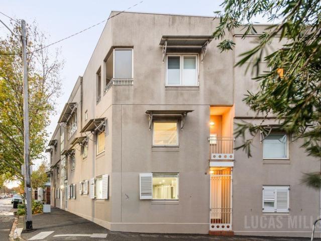 Townhouse for sale in Camerons Creek, Victoria