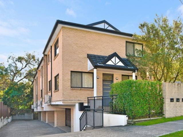 Townhouse for sale in Sydney, New South Wales