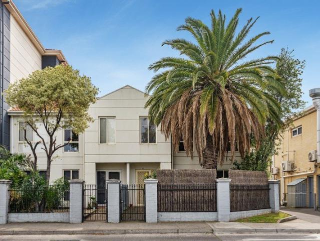 Townhouse for sale in Camerons Creek, Victoria