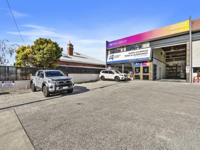 Warehouse for rent in Moonah