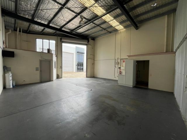 Warehouse for rent in Fernbrook, Queensland