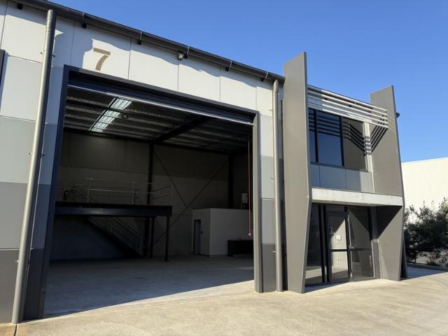 Warehouse for rent in Ambergate, New South Wales