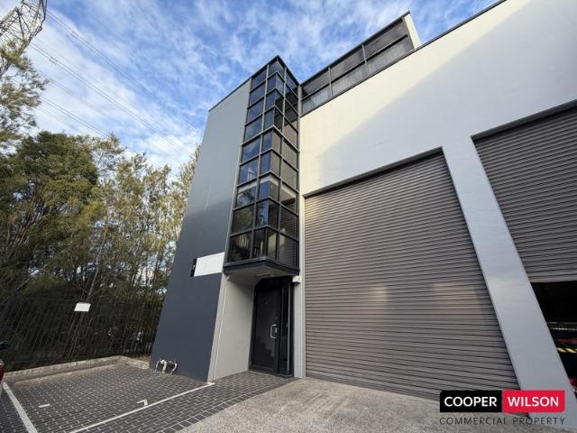 Warehouse for rent in Sutherland, New South Wales