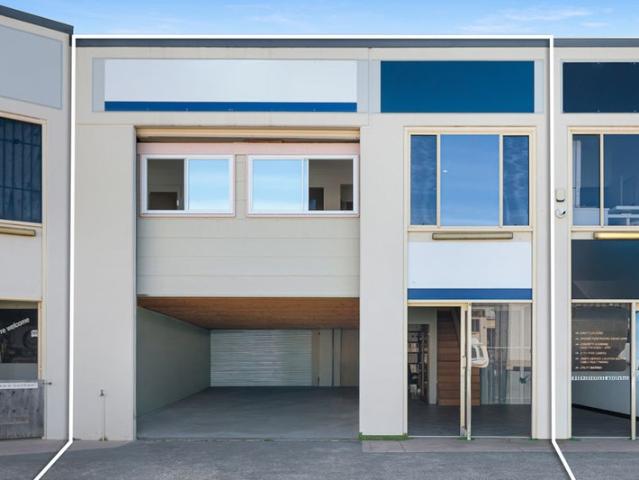 Warehouse for rent in Fernbrook, Queensland