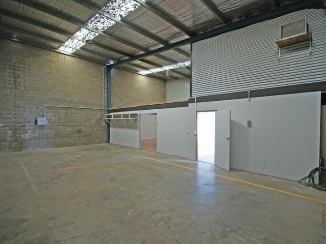 Warehouse for rent in Albury, New South Wales