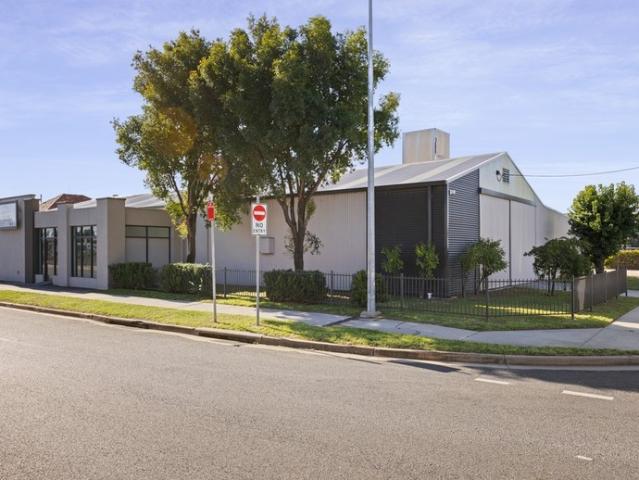 Warehouse for rent in Albury, New South Wales