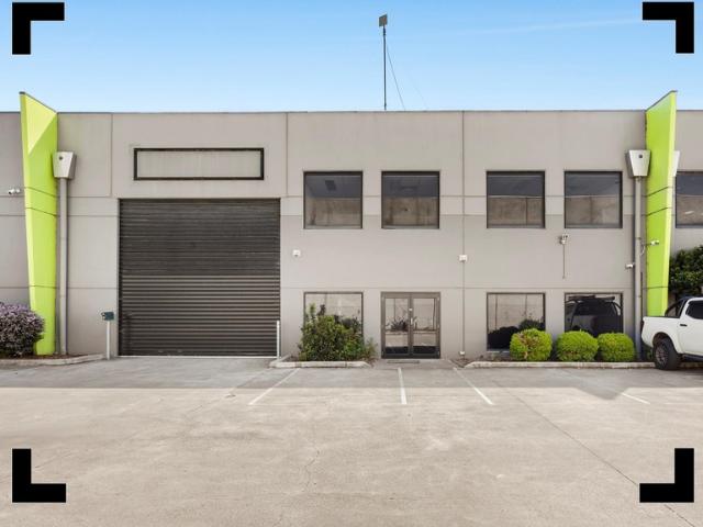 Warehouse for rent in Somerton, Victoria