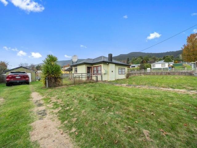 House for sale in Maydena, Tasmania