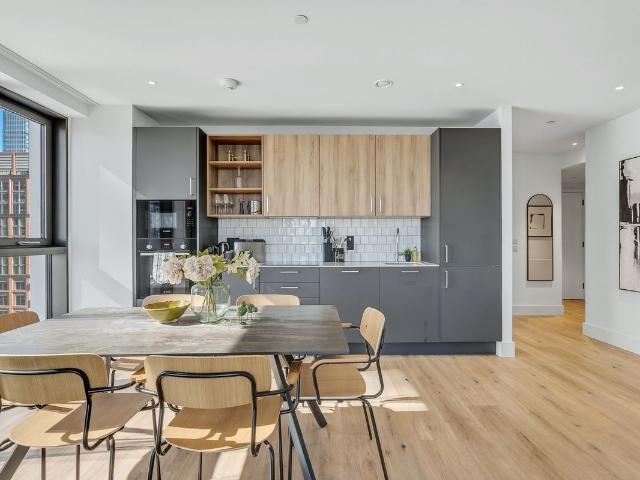Apartment for rent in Canary Wharf, Greater London
