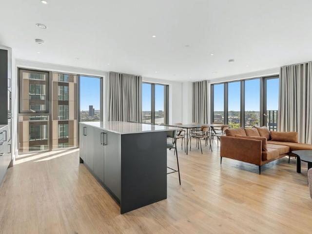 Apartment for rent in Canary Wharf, Greater London